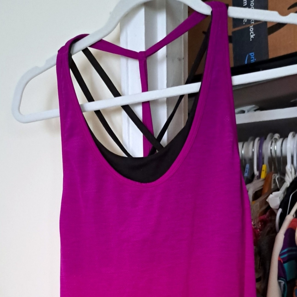 Old Navy Women's Tanktop w/Built-In Sports Bra (M)